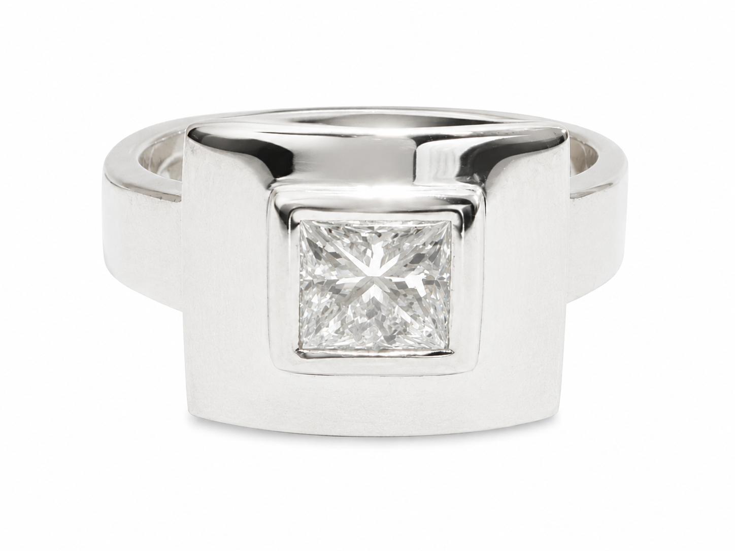 Stunning Diamond Ring