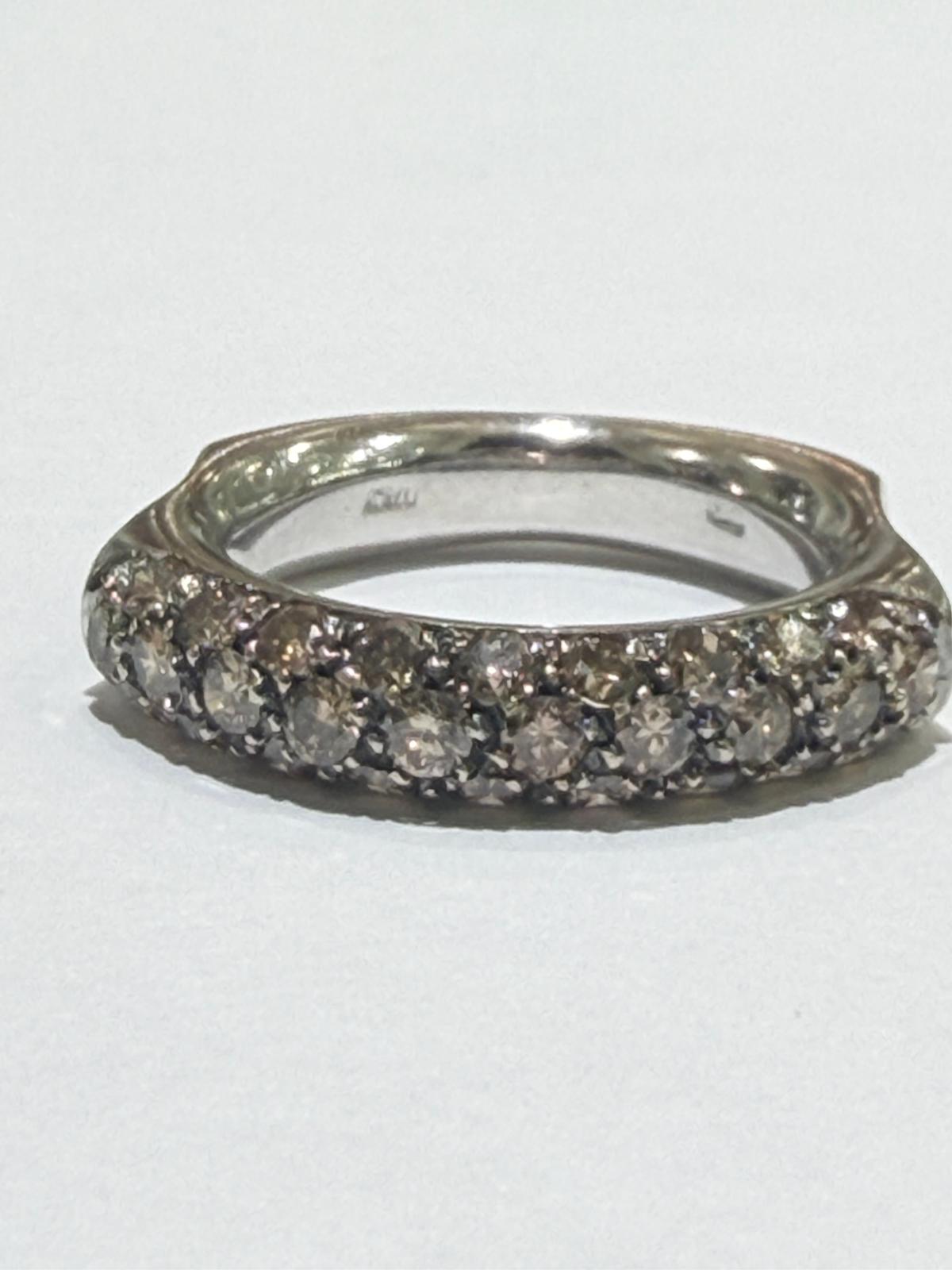 Unique Diamond Band 
