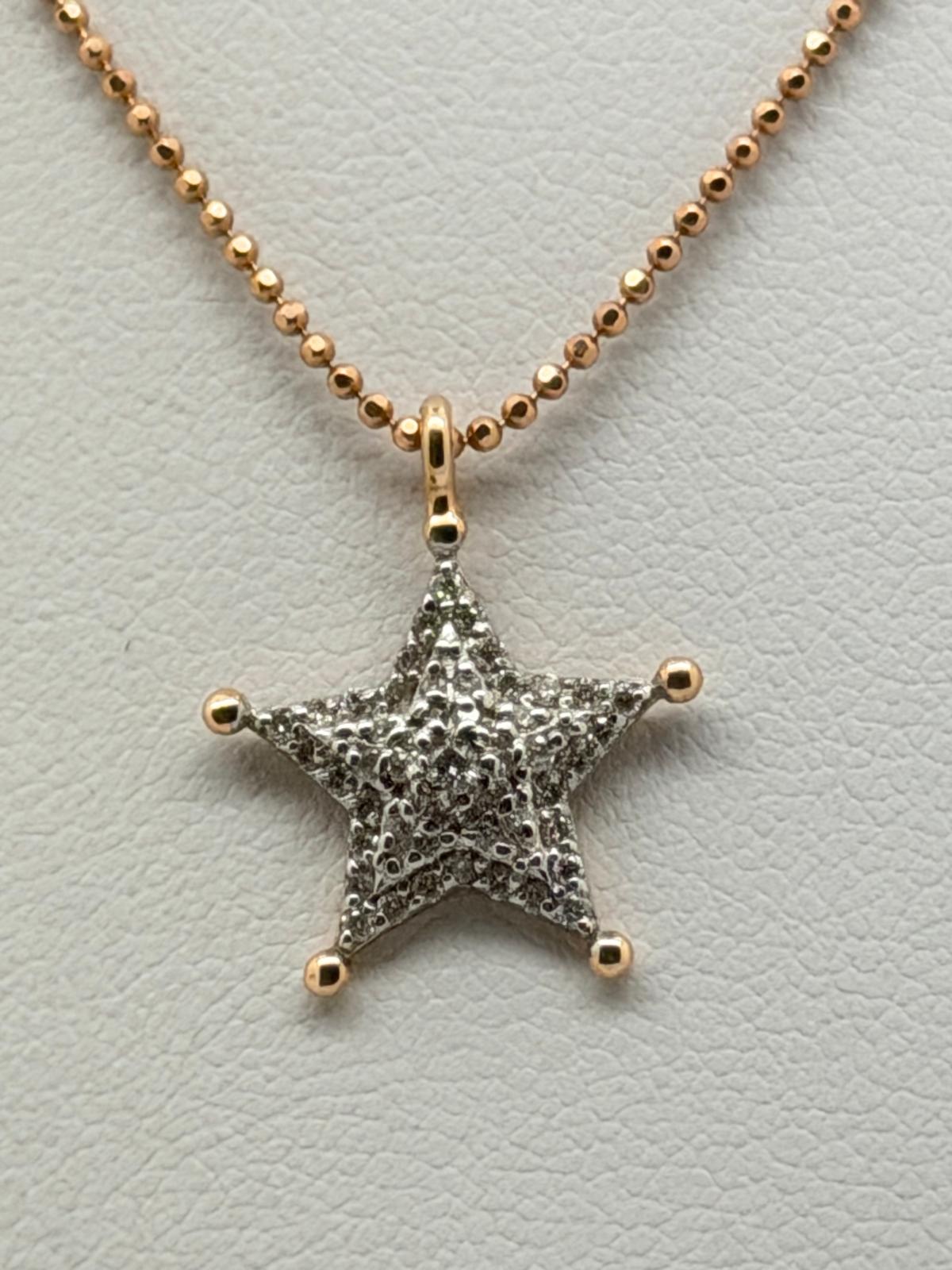 Beautiful one-of-a -kind star pendant Necklace 14k Rose Gold