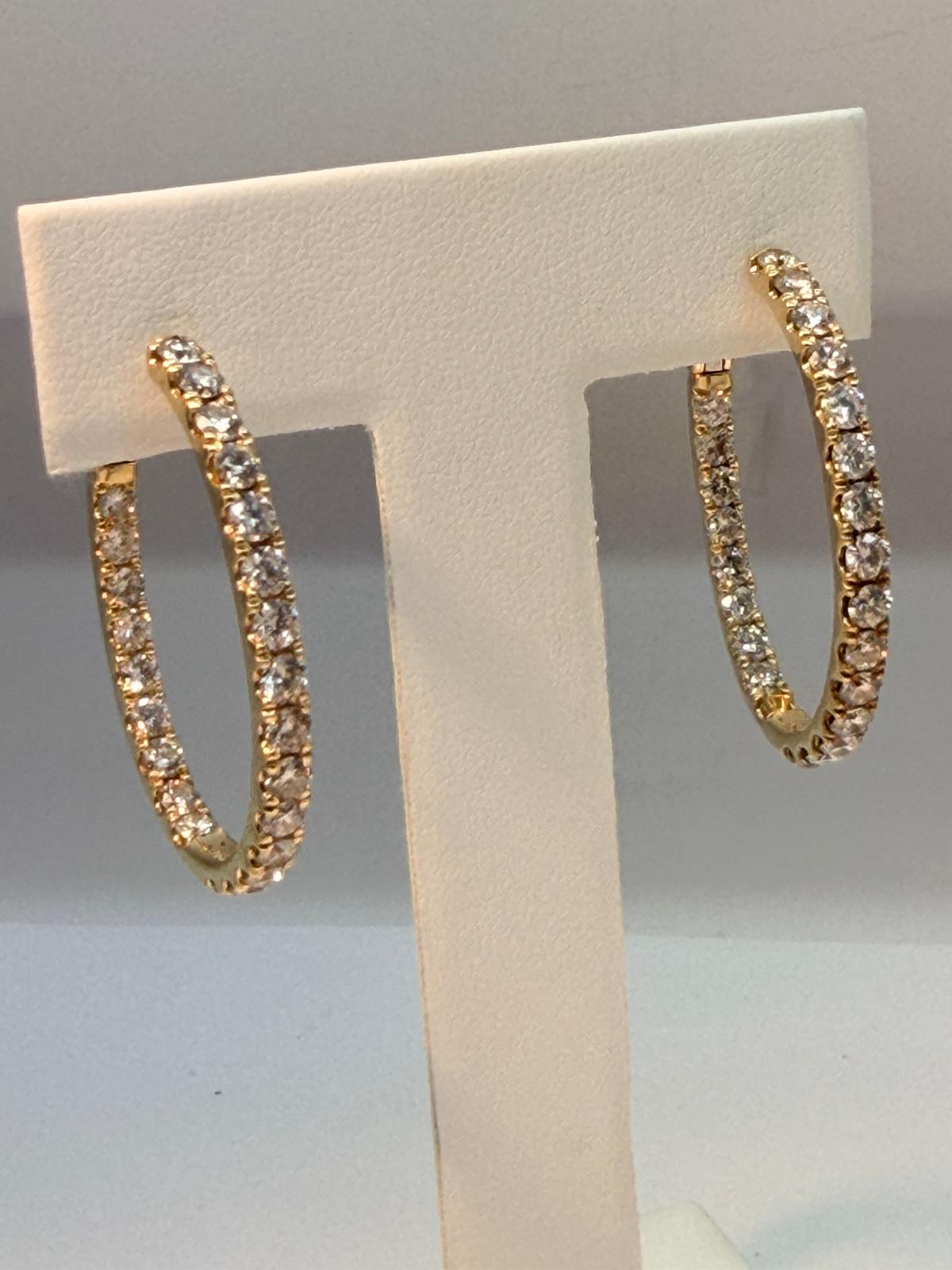 Diamond Hoop Earrings 18K Yellow Gold.